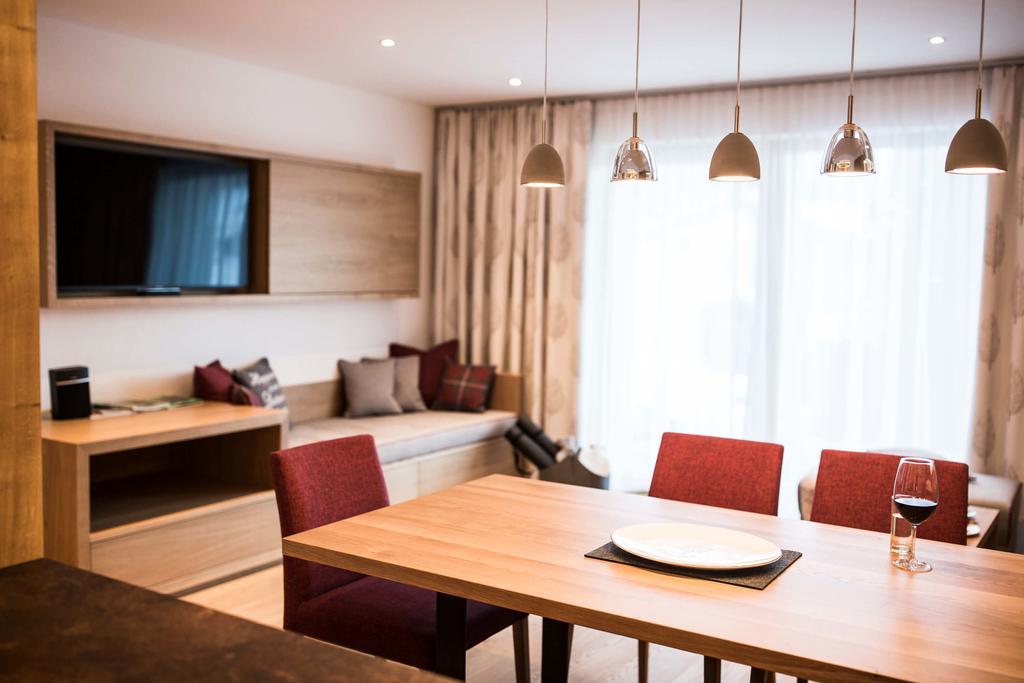 Slow Living Suite - Ferienwohnung Mit Privater Sauna & Garten ฟิสส์ ภายนอก รูปภาพ