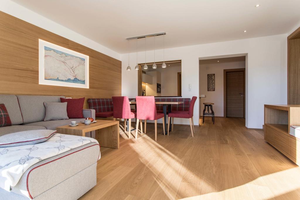 Slow Living Suite - Ferienwohnung Mit Privater Sauna & Garten ฟิสส์ ภายนอก รูปภาพ